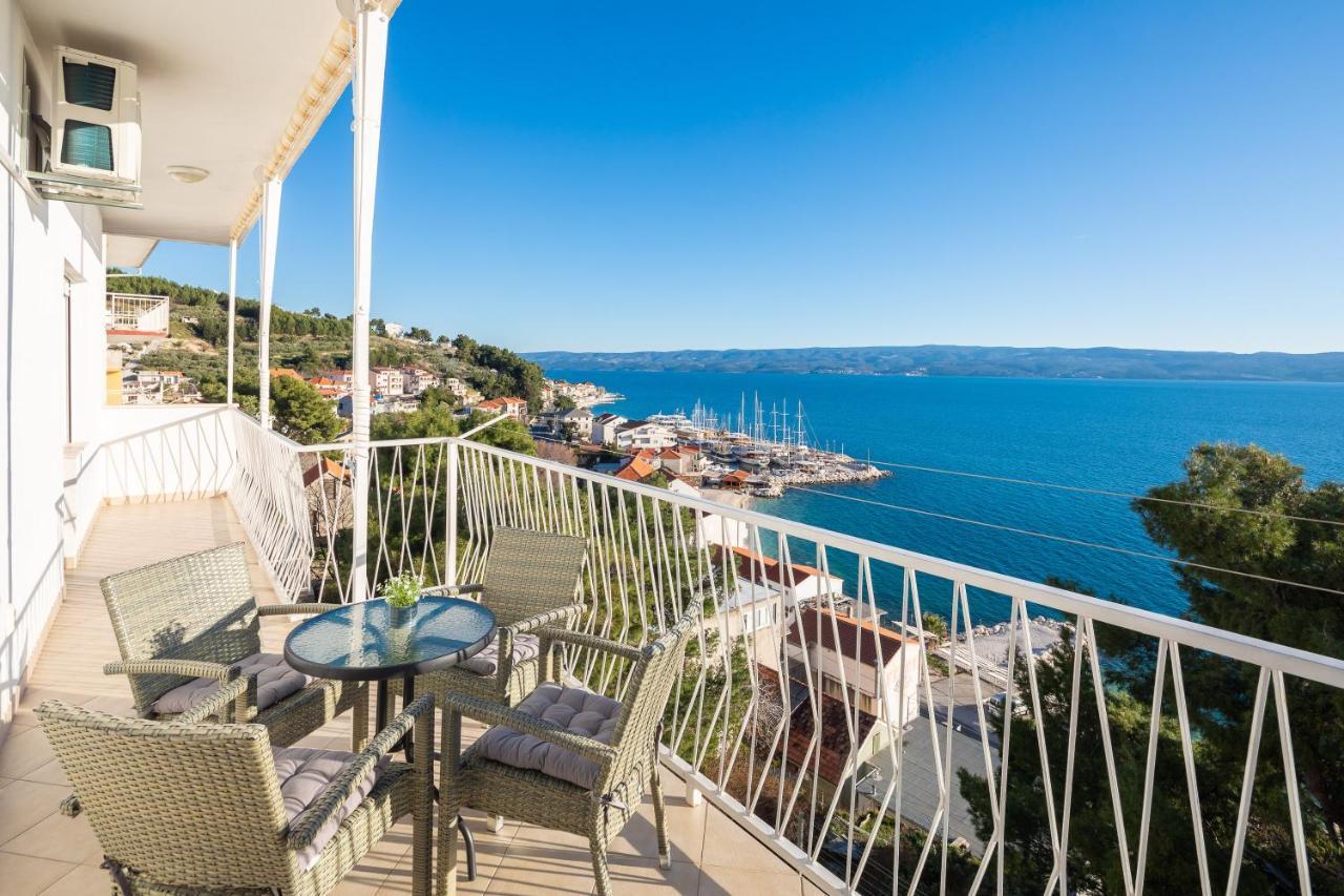 Deja Blue Apartment Йесенице Екстериор снимка