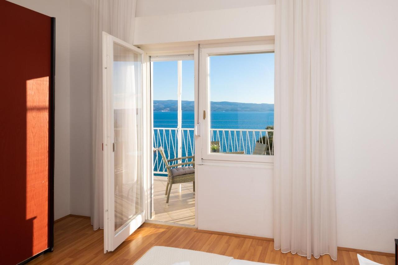 Deja Blue Apartment Йесенице Екстериор снимка