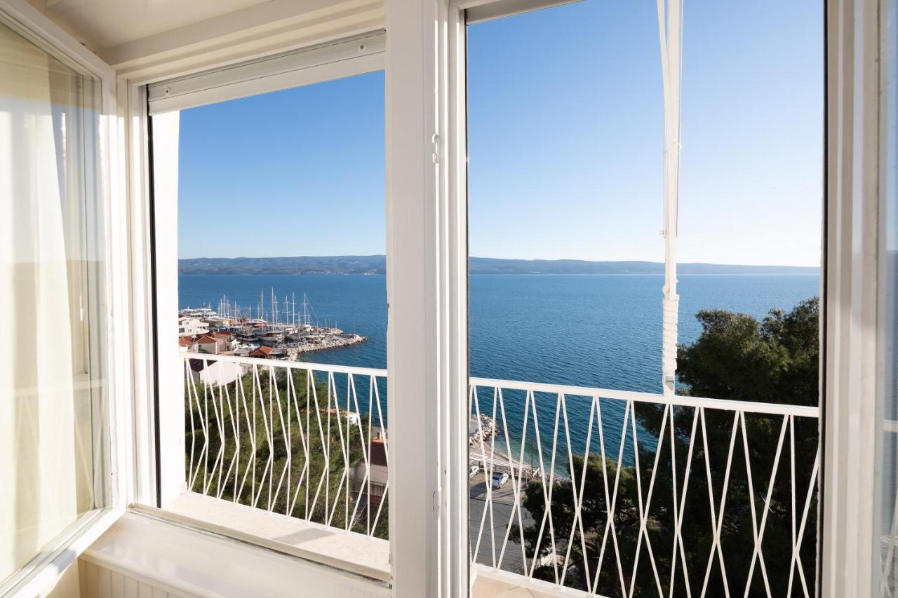 Deja Blue Apartment Йесенице Екстериор снимка