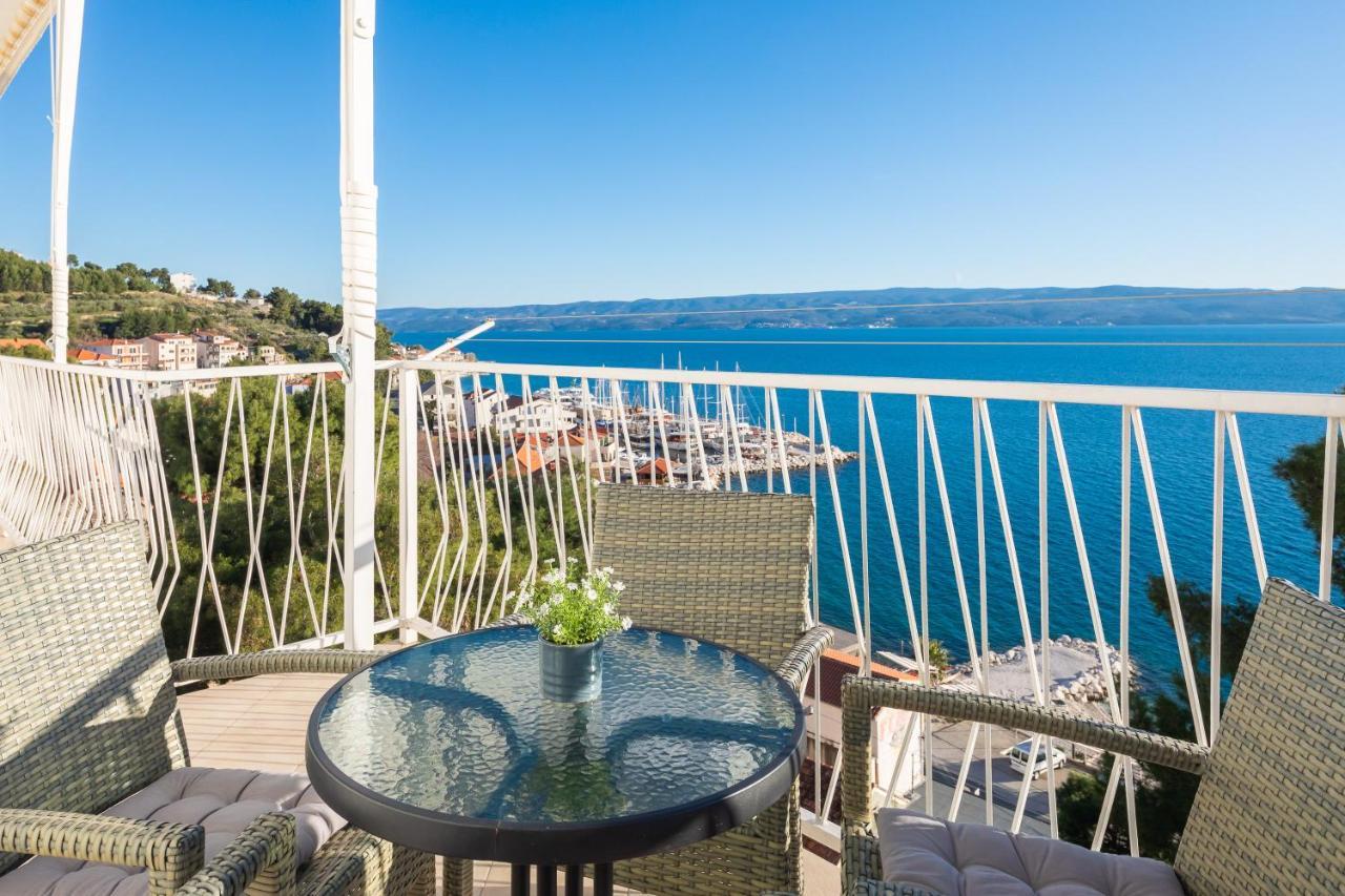 Deja Blue Apartment Йесенице Екстериор снимка